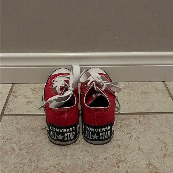 Red Platform Converses - Picture 3 of 5